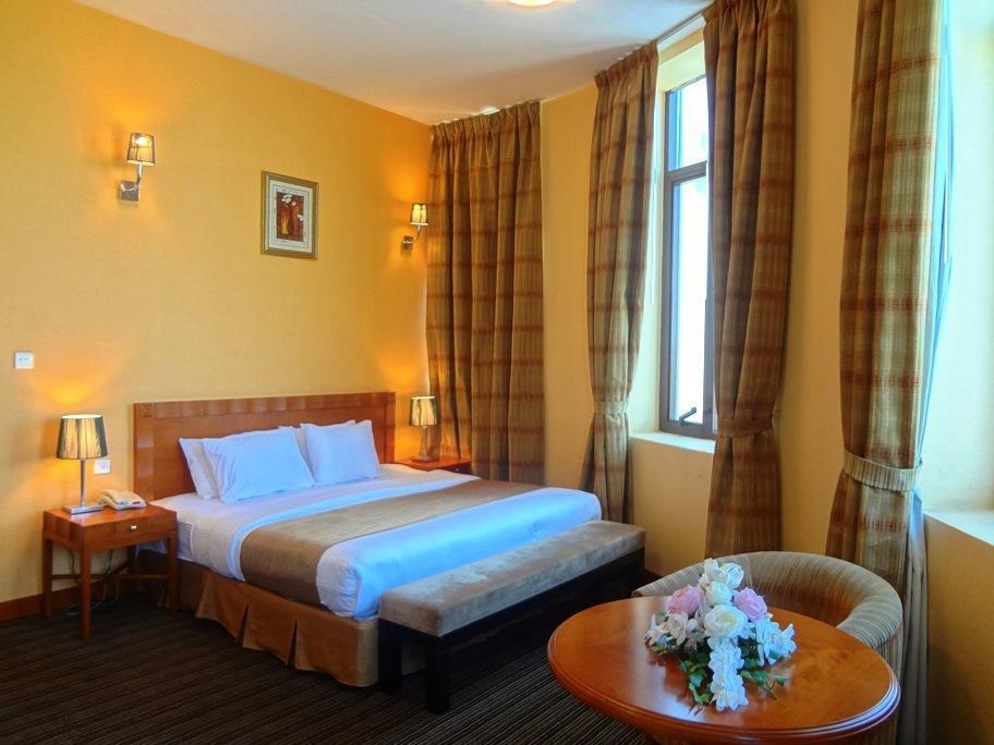 Al Massa Hotel Ал Айн Екстериор снимка