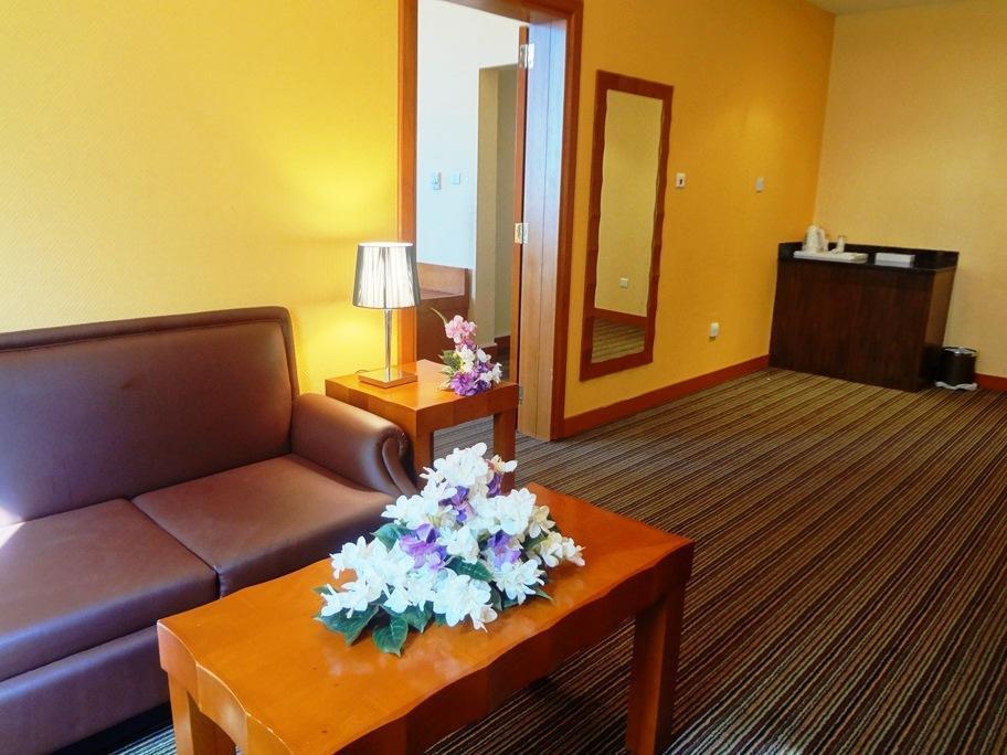 Al Massa Hotel Ал Айн Екстериор снимка